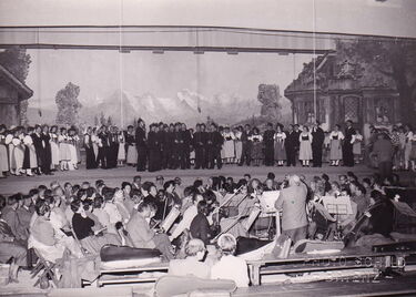 1960;Ein Foto vom Theater, das am Jodlerfest mehrmals aufgeführt wurde und Hansruedi Linder besonders beeindruckte._web