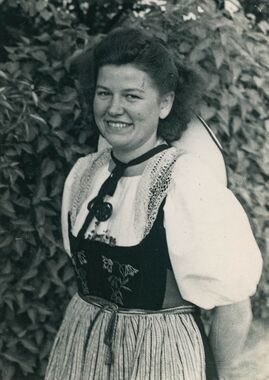 20251003-Ulrich-Ernst-81-Vreni-Schmidlin-195007