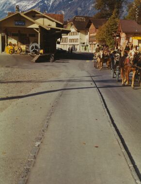 xxxxxxxx_0011_Brienz_Umzug bei Brienz Bahnhof und Rothornbahn_web