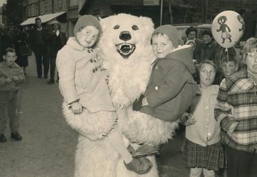 20251015-143-Ernst-Ulrich-Brienzermärt-Magdalena-von-Allmen-Roland-Anderegg