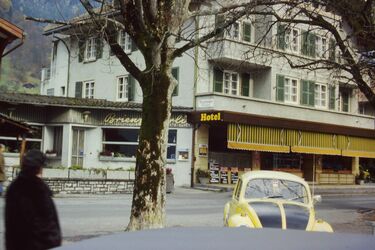 20250723-375-Linder-Huggler-Margrit-Uf dr Muur-1979