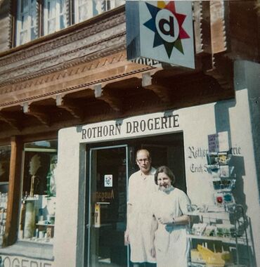 20220512-Gabi-Wyss-Schild-11-Eltern